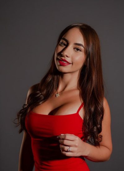 Modelo de Rosa Oculta Agencia OnlyFans